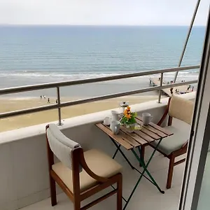 Room, 50m To The Finikoudes Kwatera prywatna Larnaca