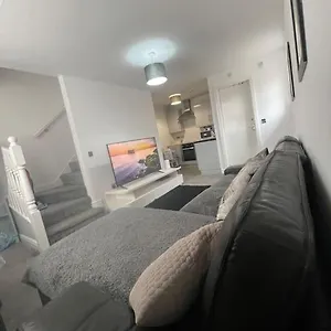  Apartment Town Centre Penthouse United Kingdom